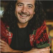 Deutsch, Türkisch und Englisch Nachhilfelehrer für alle Altersgruppen zur Verfügung stehend.